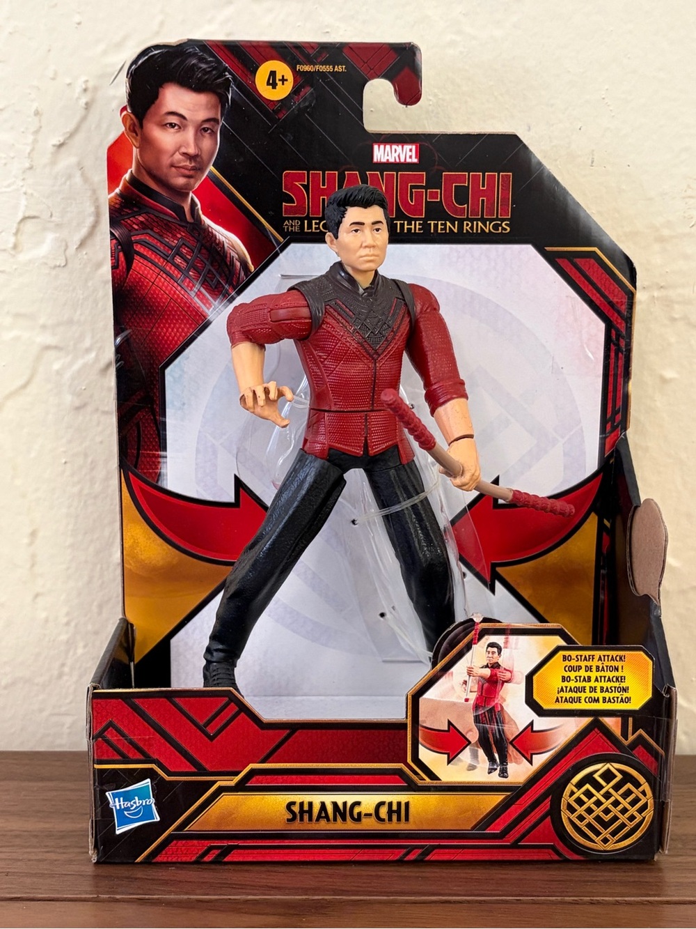 Marvel Shang-Chi 12-Inch Action Figure Bo-Staff Attack Hasbro